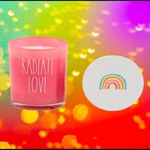 🎉HOST PICK🎉 RAE DUNN RADIATE LOVE CANDLE ❤️